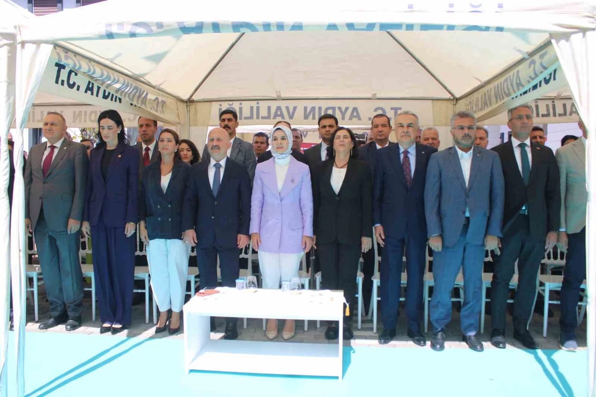 Aile ve Sosyal Hizmetler Bakanı Göktaş Aydın’da 4 merkezin açılışını yaptı