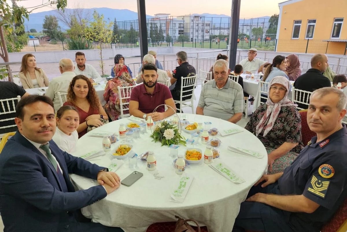 Çine’de 19 Eylül Gaziler Günü dolayısıyla yemek programı düzenlendi