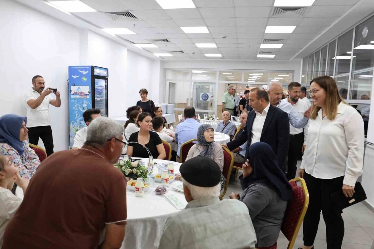 Çine’de 19 Eylül Gaziler Günü dolayısıyla yemek programı düzenlendi