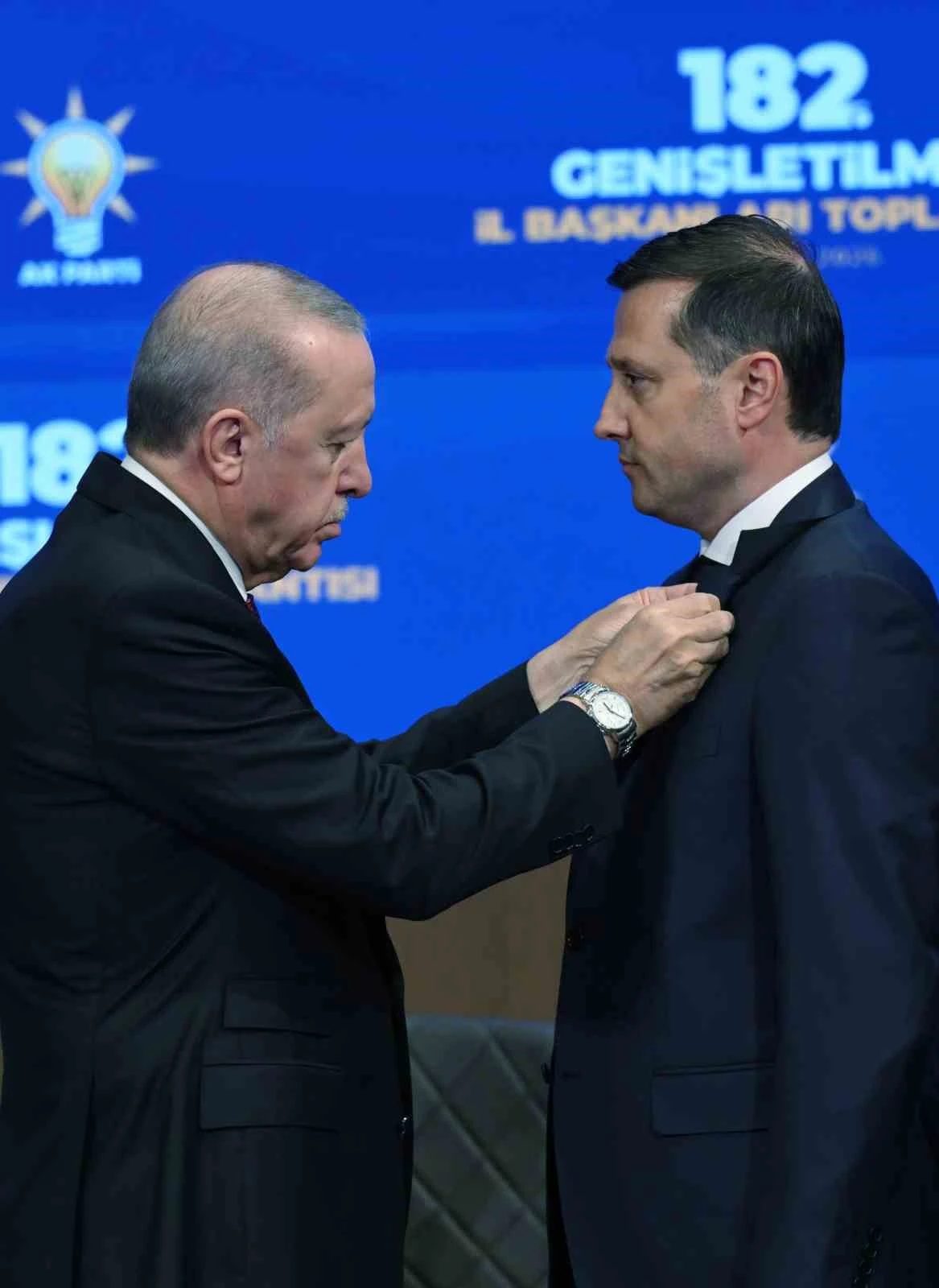 Cumhurbaşkanı Erdoğan: "Biz yanlış yapanla, nefsine yenik düşenle vedalaşır, yolumuza güçlenerek devam ederiz"