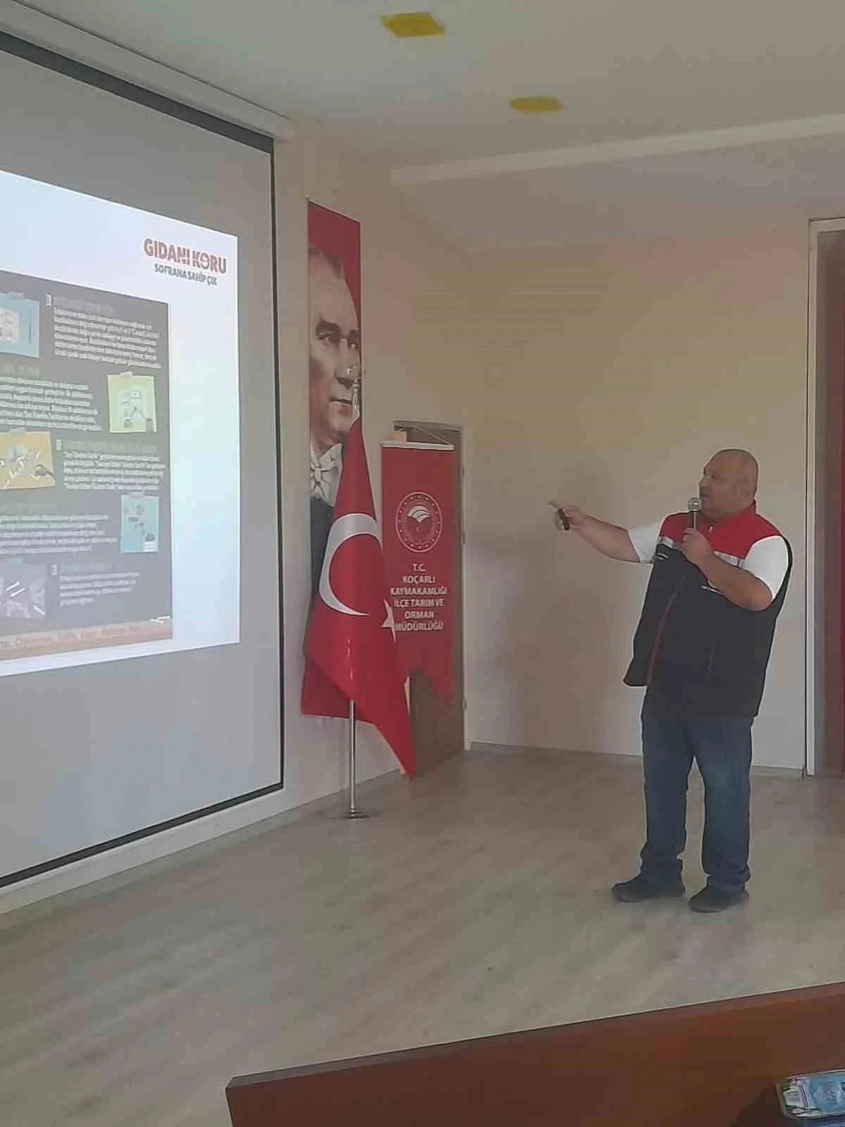 Koçarlı’da öğrenciler gıda israfına karşı bilgilendirildi