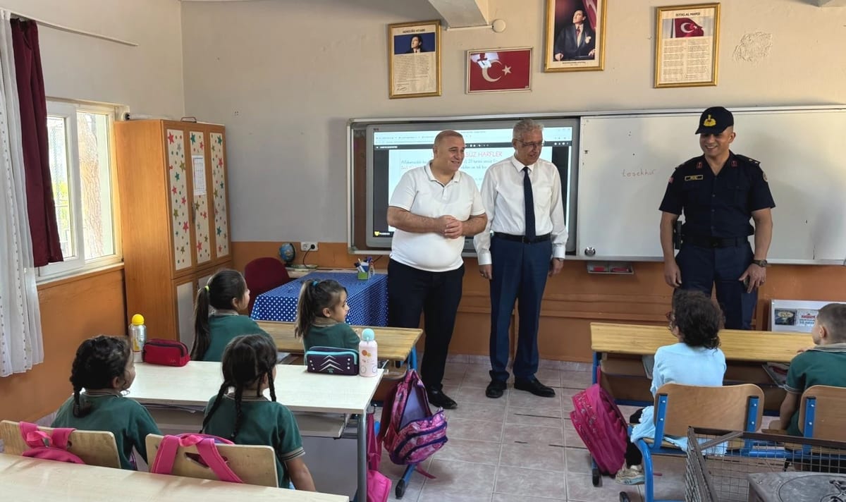 Köşk Kaymakamı Taş, dört mahallede vatandaşlarla bir araya geldi