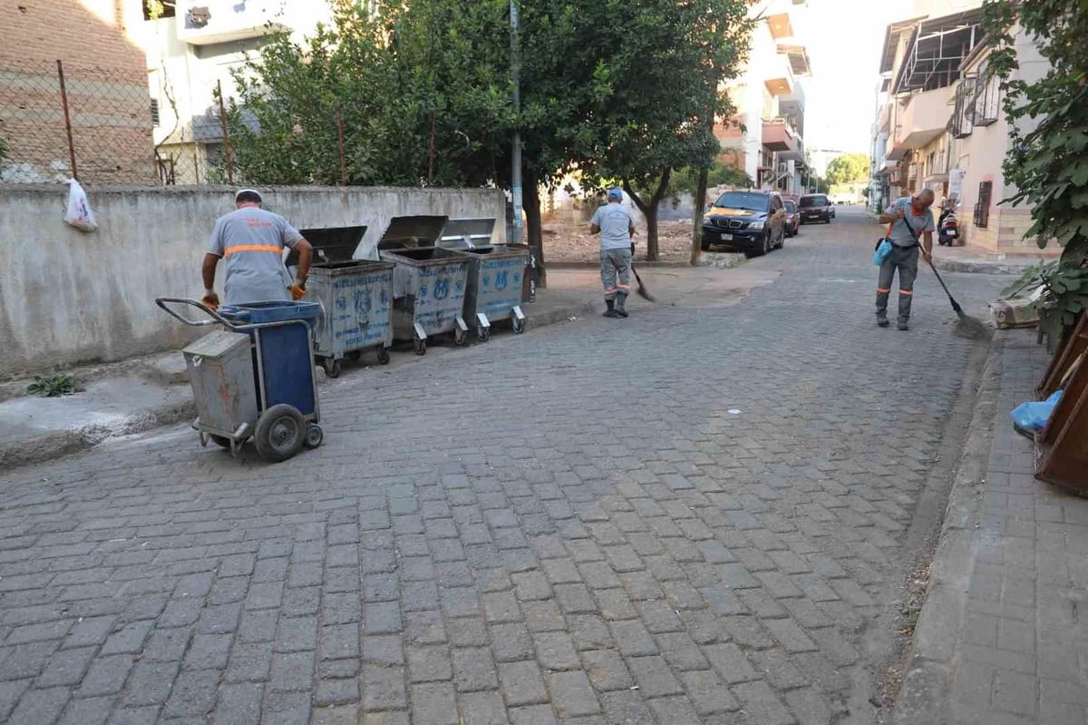 Nazilli Belediyesi’nden temizlik çalışması