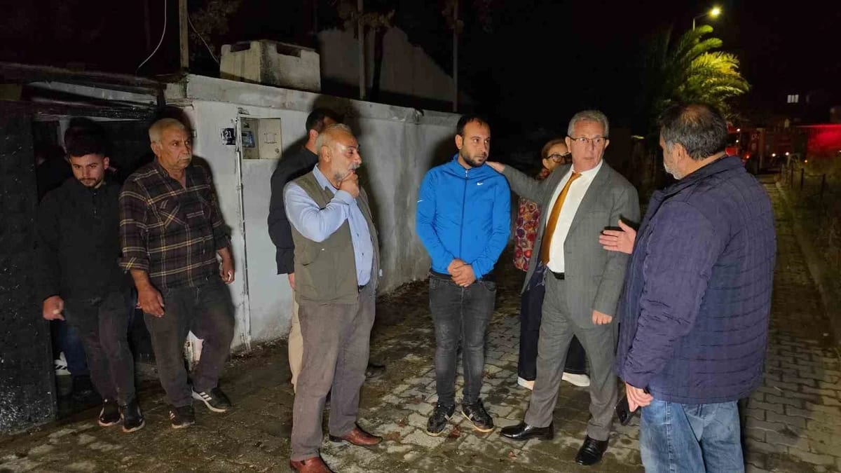 4 kişilik aile sobadan çıkan yangından zor kurtuldu, ev kullanılamaz hale geldi