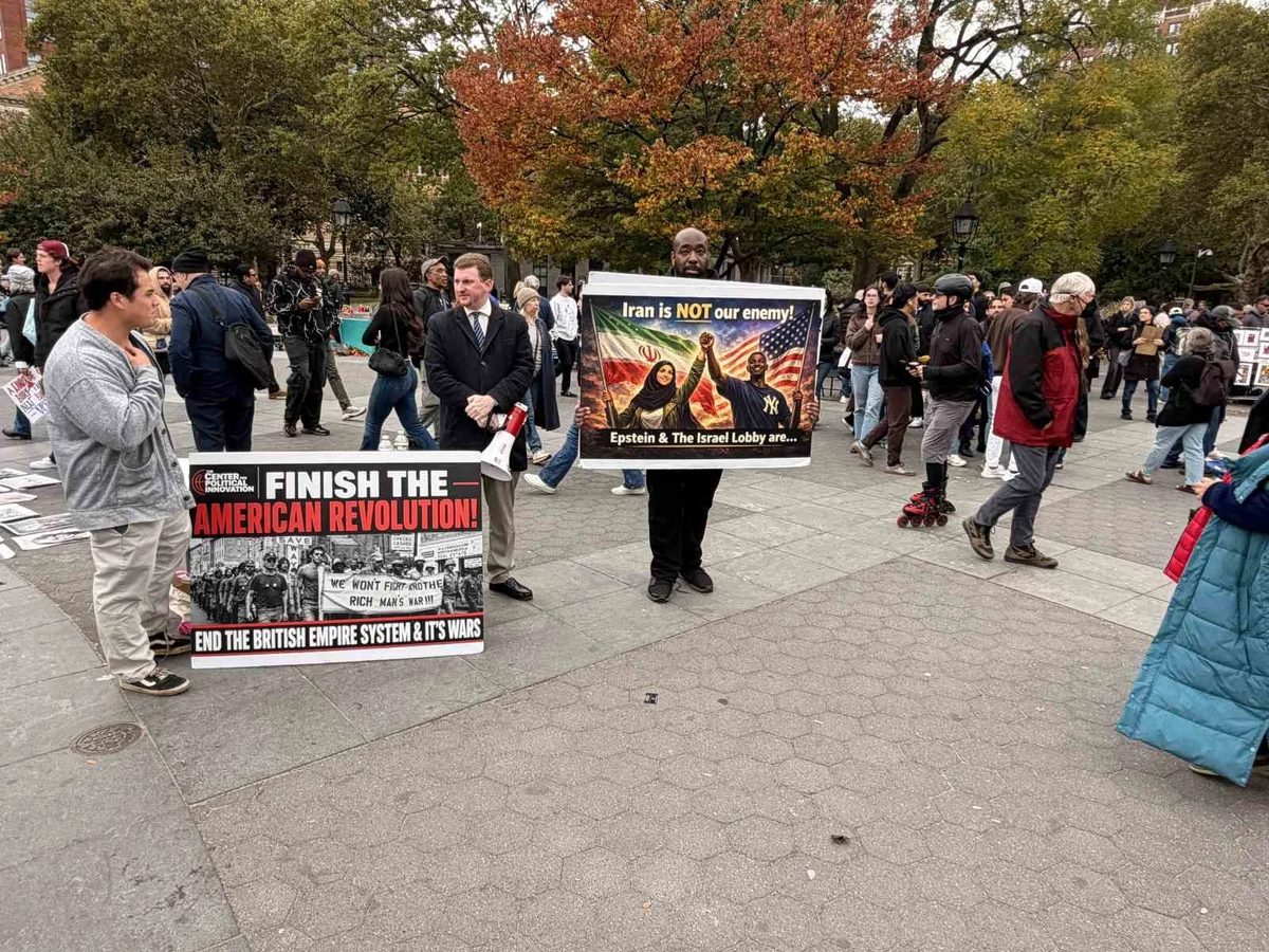 ABD’de Trump karşıtı "Krallara Hayır" protestosu