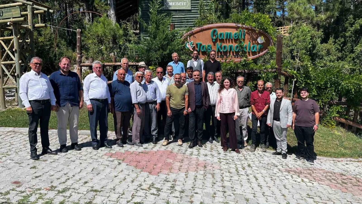Adm Elektrik’ten Muhtarlar Günü’nde ’Enerjimiz Muhtarlarımızla’ mesajı