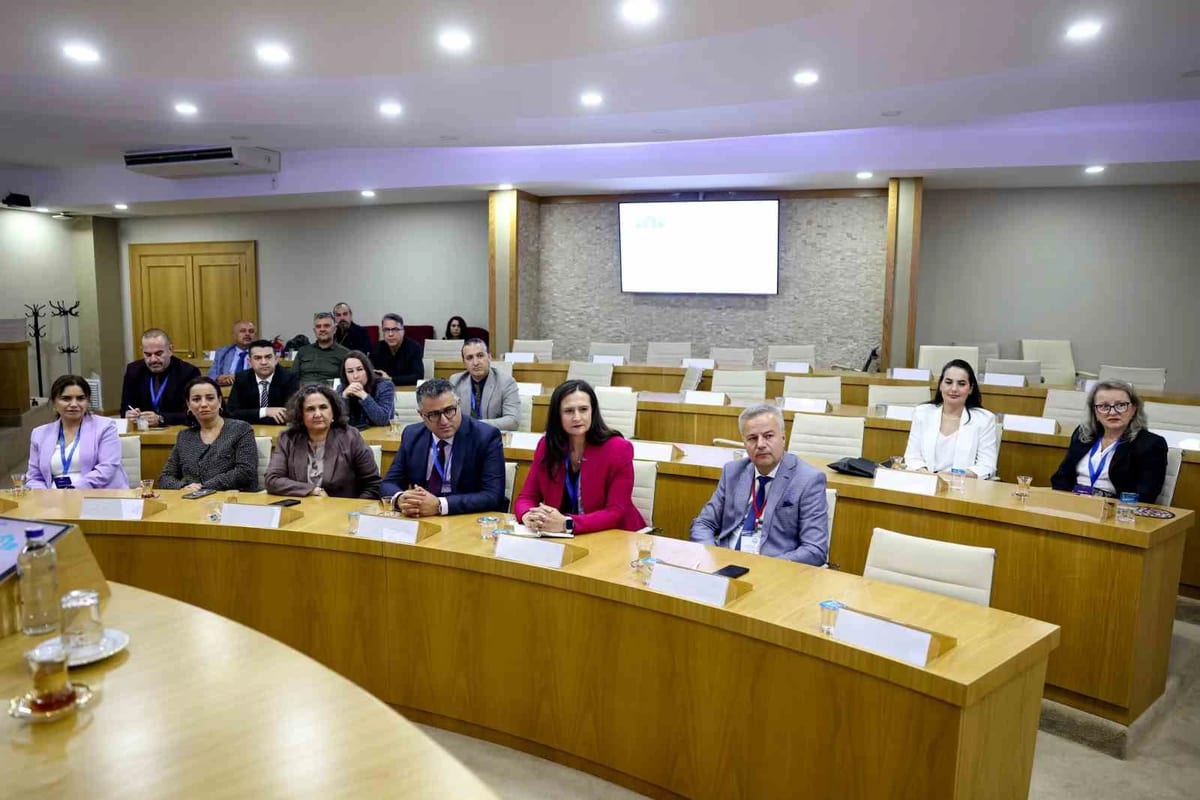 ADÜ'de 36 bölüm ve program akreditasyon belgesi aldı; 40'tan fazlası sürüyor