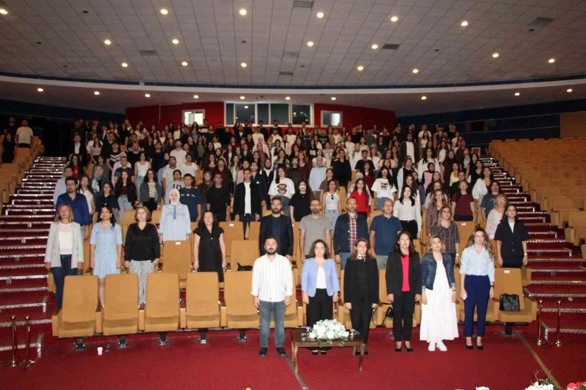 ADÜ’de öğrencilere yönelik oryantasyon ve bilgilendirme programları sürüyor