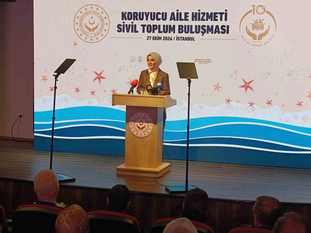 Aile ve Sosyal Hizmetler Bakanı Mahinur Özdemir Göktaş:" Ülkemizde 9 bin 327 koruyucu ailemizin yanında 11 bin 72 çocuğumuz büyüyor"