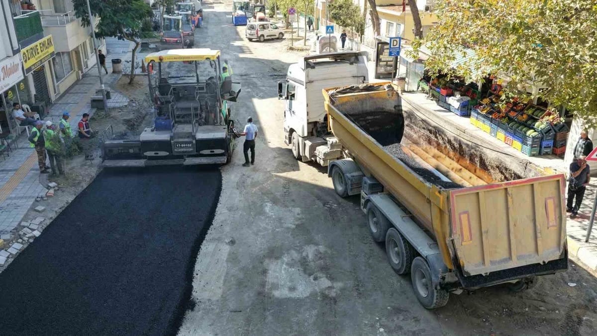 Aydın Büyükşehir’in Söke’de çalışmaları sürüyor