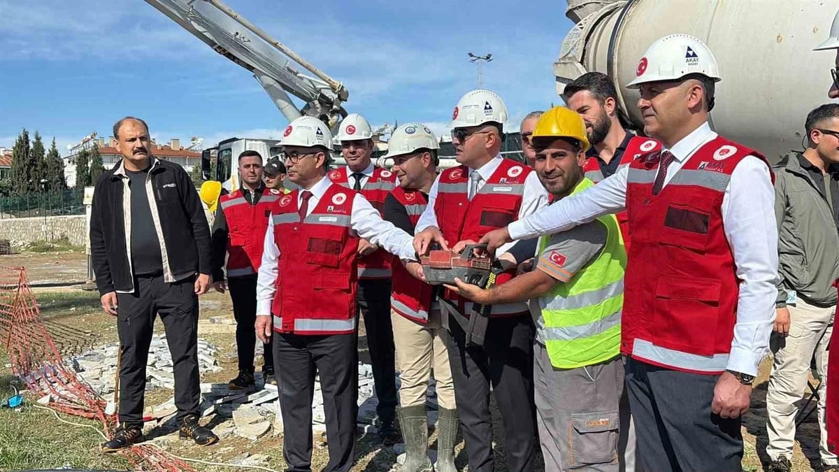 Aydın Cumhuriyet Başsavcısı yeni adliye binasının inşaatını ziyaret etti