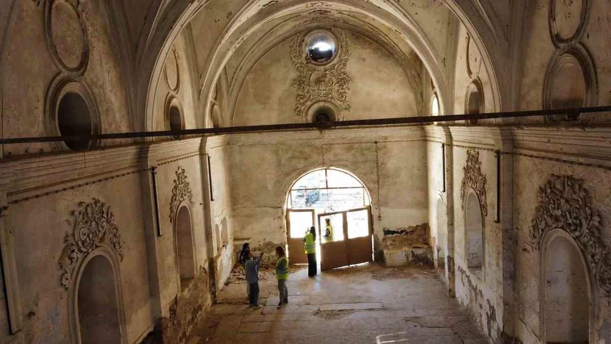 Aydın’da 166 yıllık Başmelek Kilisesi çürümeye yüz tuttu, kurtarılma bekliyor