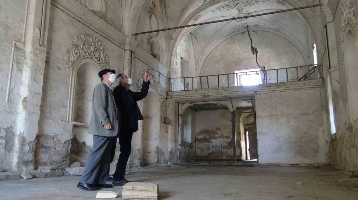 Aydın’da 166 yıllık Başmelek Kilisesi çürümeye yüz tuttu, kurtarılma bekliyor