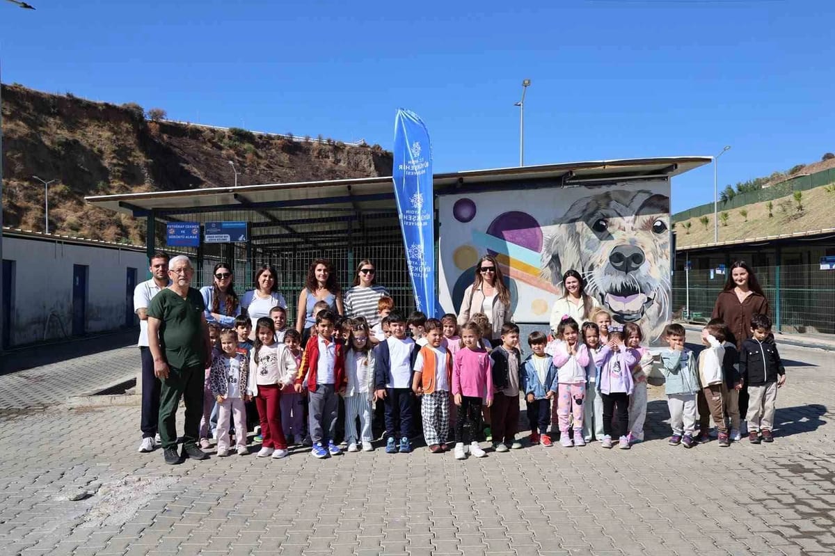 Aydın’da çocuklar Hayvan Bakım Merkezi’ni gezdi