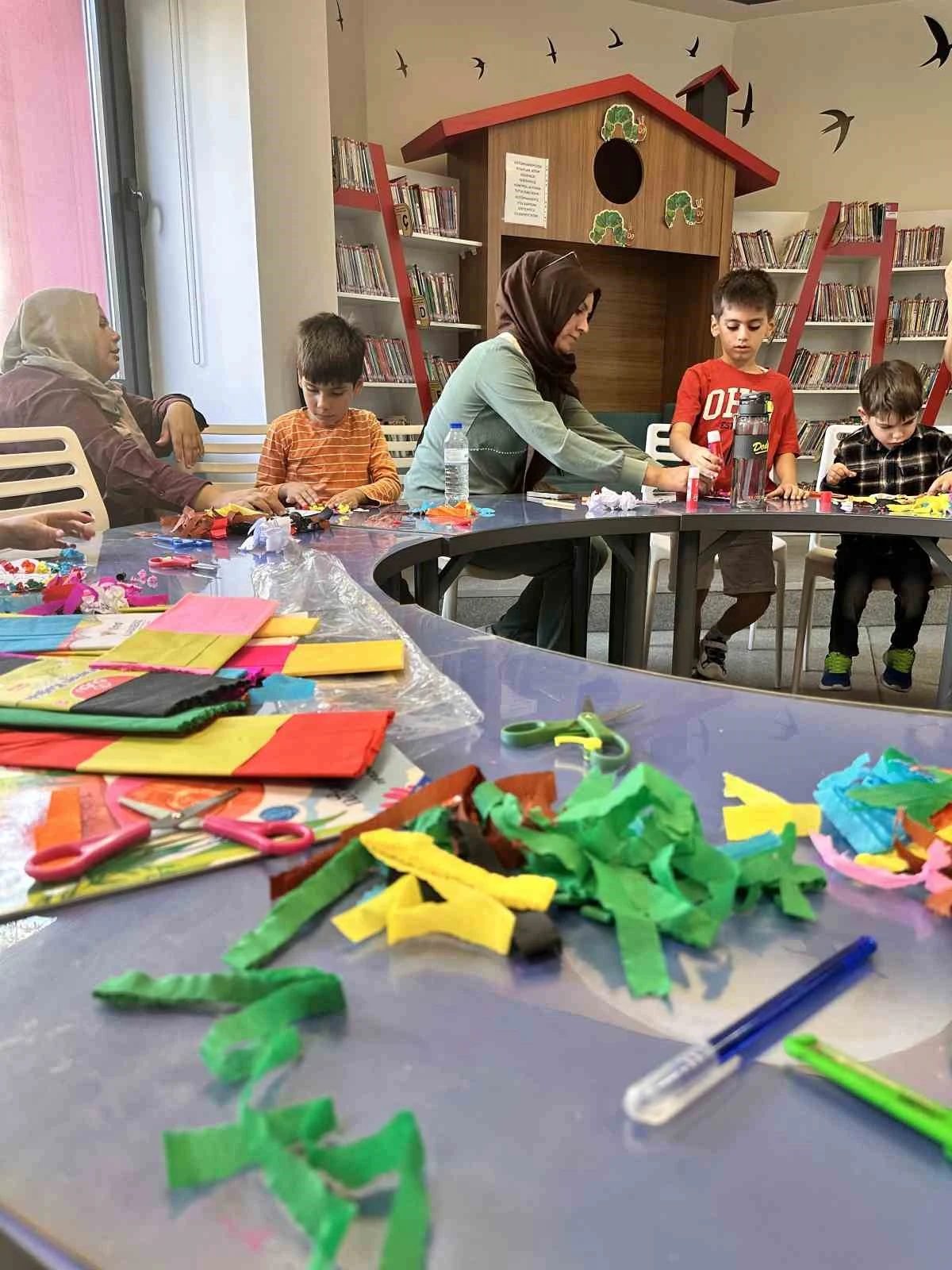 Aydın’da çocuklar kitapla hayal etti, elleriyle tasarladı