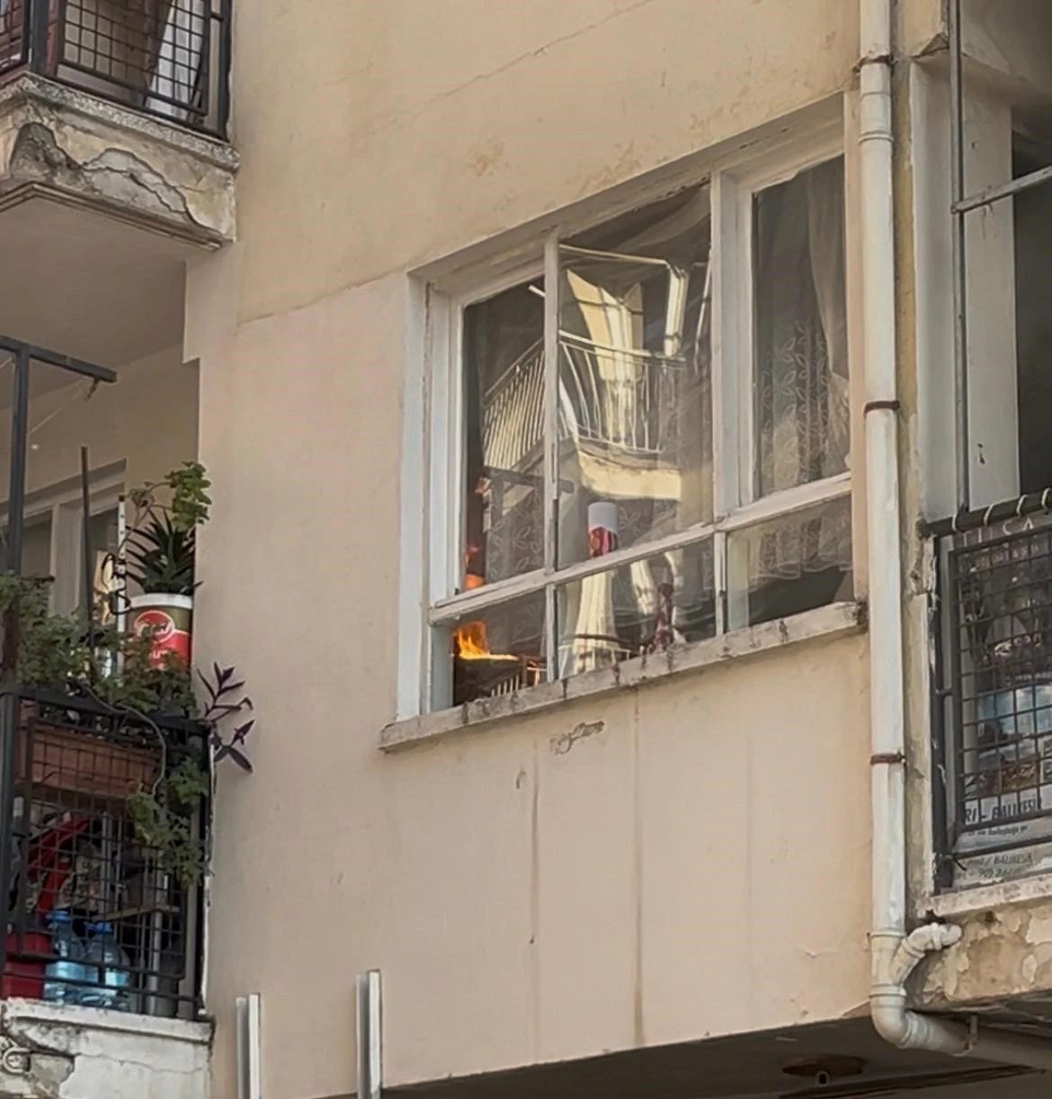 Aydın’da ev yangını