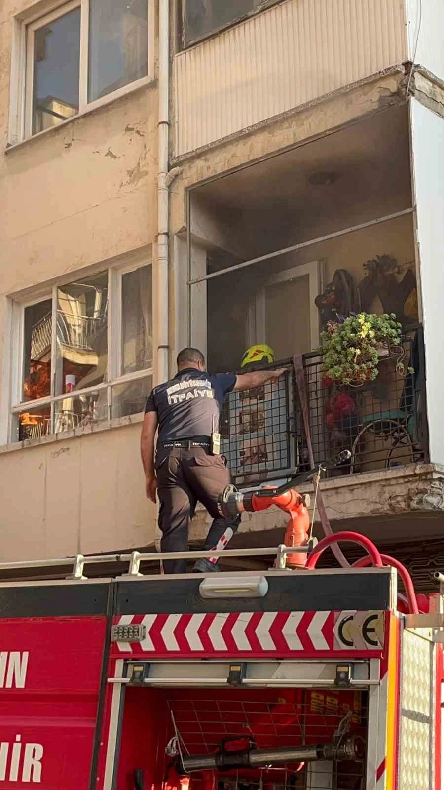 Aydın’da ev yangını
