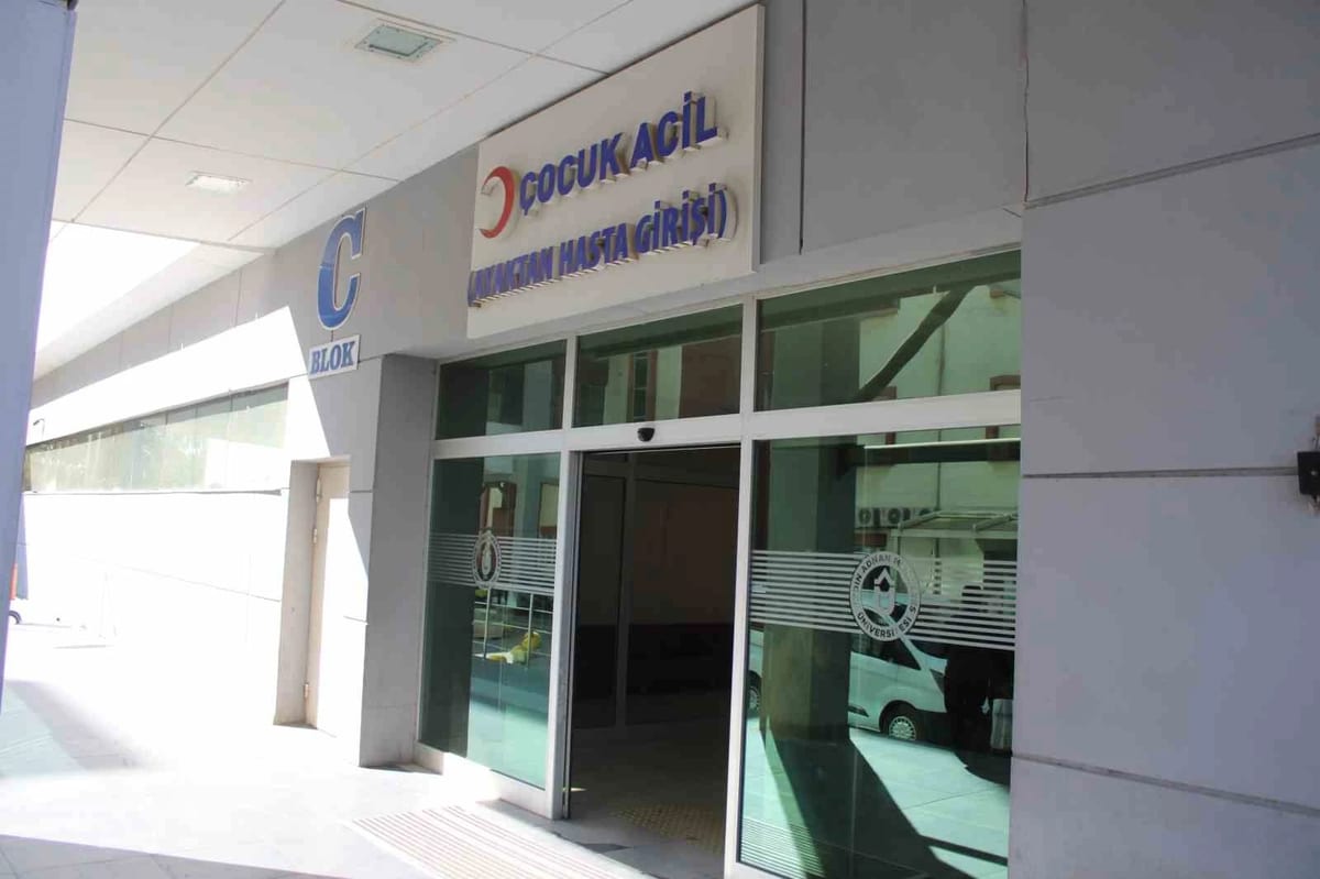 Aydın’da gıda zehirlenmesi: 3 öğrenci hastaneye kaldırıldı
