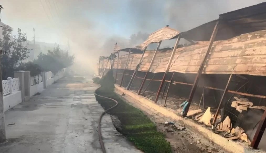 Aydın’daki pazar yeri yangını kontrol altına alındı