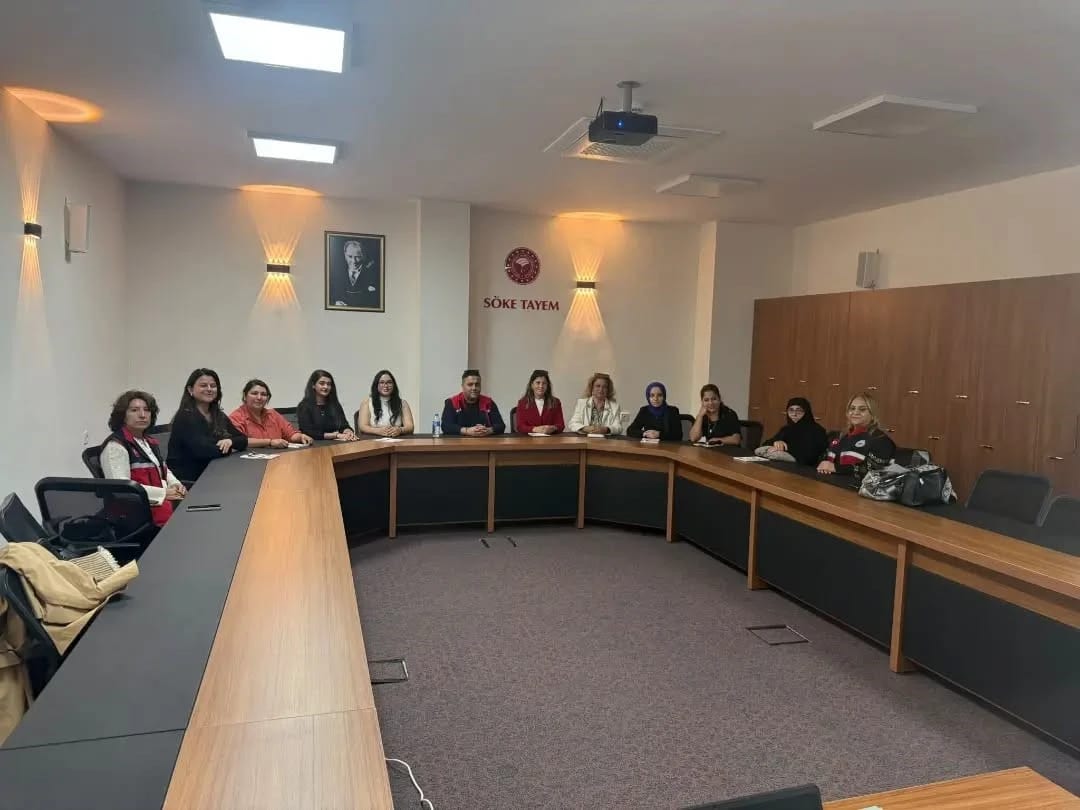 Aydın İl Tarım ve Orman Müdürlüğü, kadın üreticilere iklim eğitimi verdi