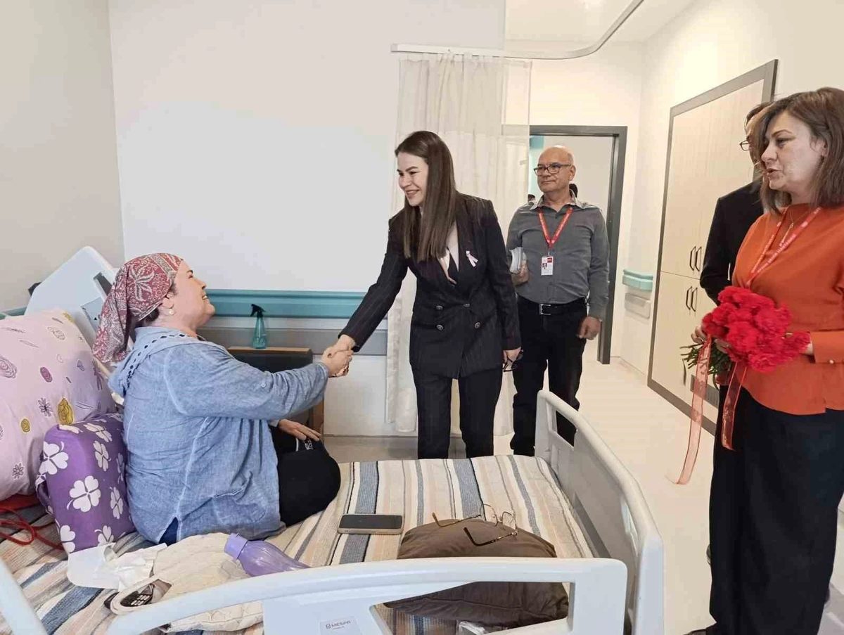 Aydın Şehir Hastanesi’nde Hasta Hakları Günü’nde vatandaşlar bilgilendirildi
