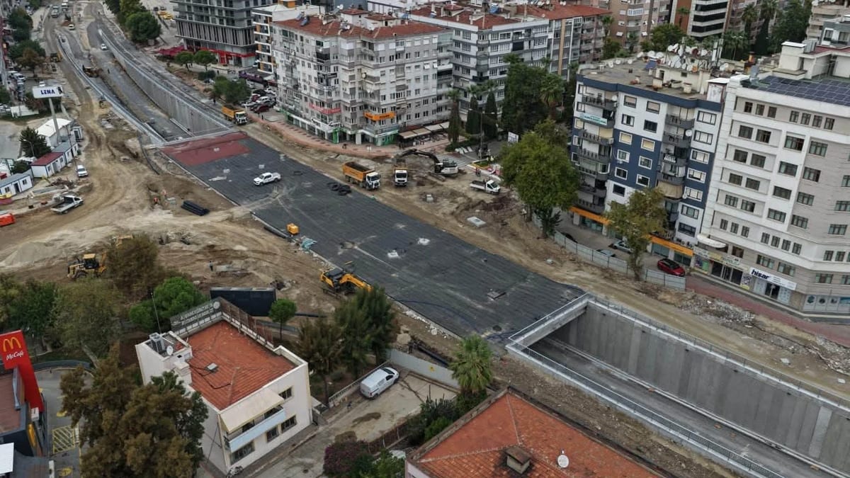 Aydın Yeni Dörtyol Köprülü Kavşağı’nda çalışmalar sürüyor
