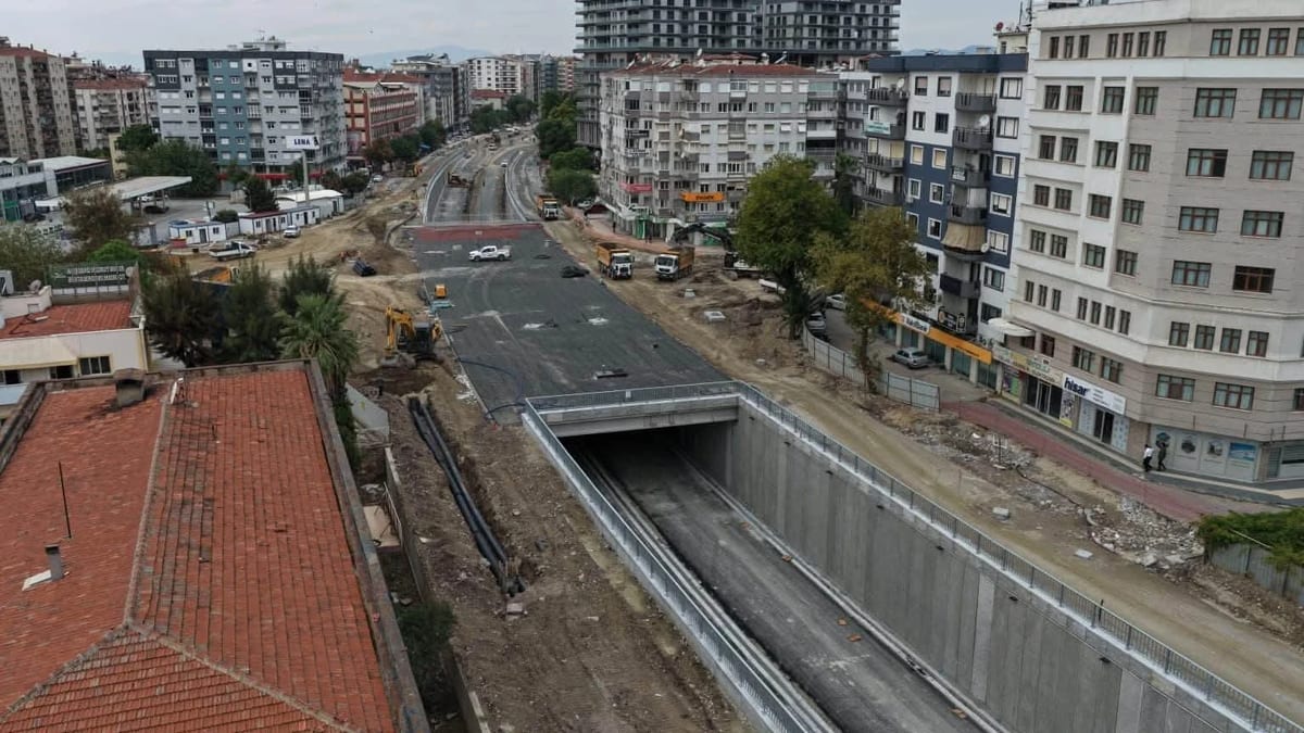 Aydın Yeni Dörtyol Köprülü Kavşağı’nda çalışmalar sürüyor