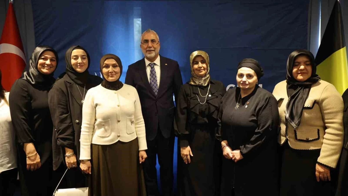 Bakan Işıkhan Brüksel’de büyükelçiler ve UID temsilcisiyle görüştü
