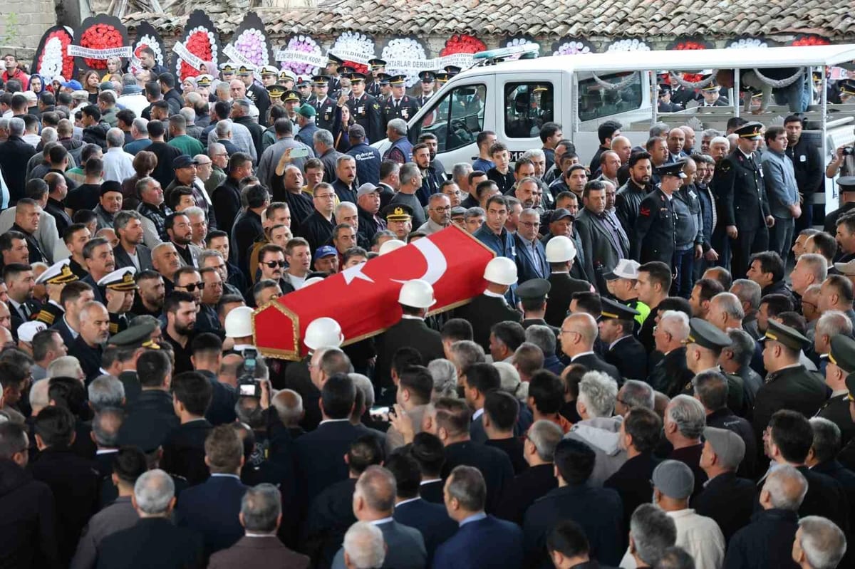 Çatışmada şehit olan Er Yusuf Sait Ünlü, Aydın'da toprağa verildi