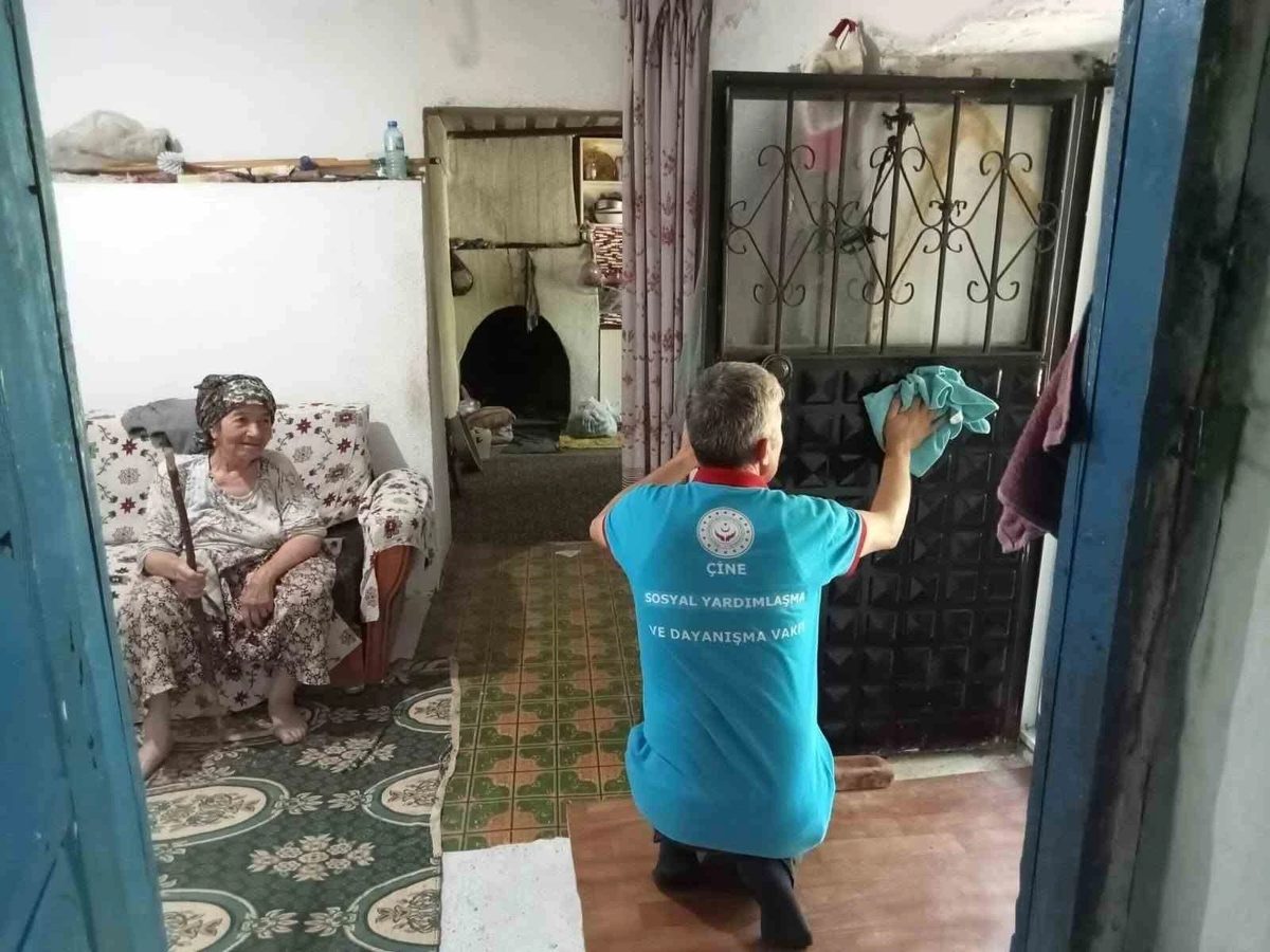 Çine’de ihtiyaç sahiplerinin kapısını ’Vefa’ çalıyor