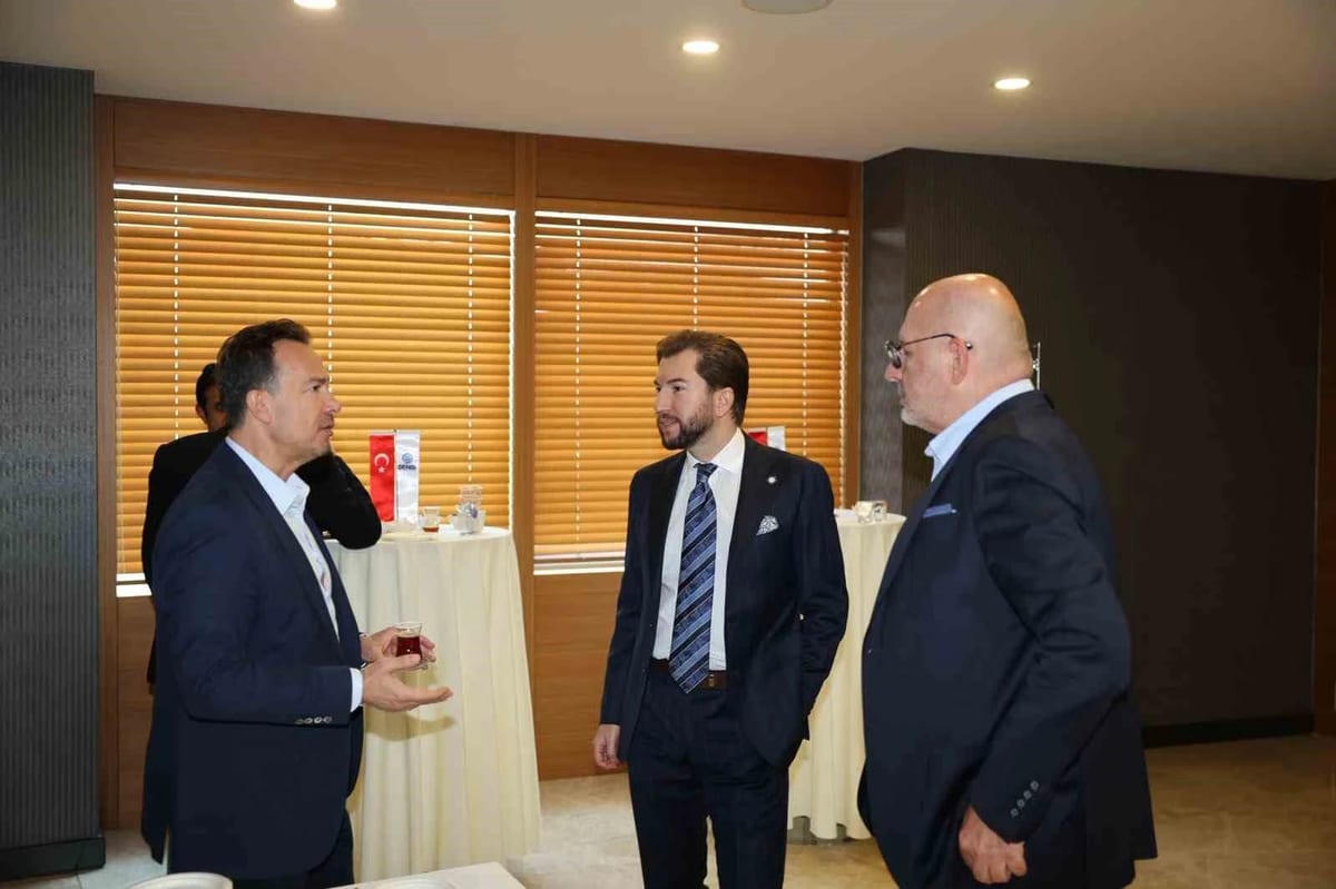 DENİB’de ‘İnsan ve Yapay Zeka İş Birliği’ eğitimi gerçekleştirildi