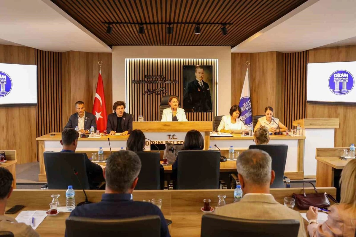 Didim Belediye Meclisi’nde Meme Kanseri’ne dikkat çekildi