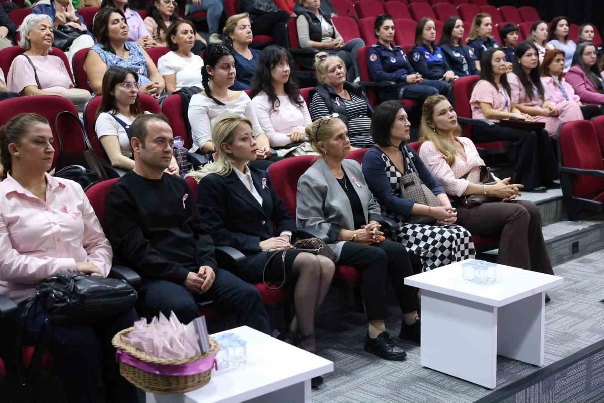 Didim'de meme kanserinde erken tanının önemi konferansta anlatıldı