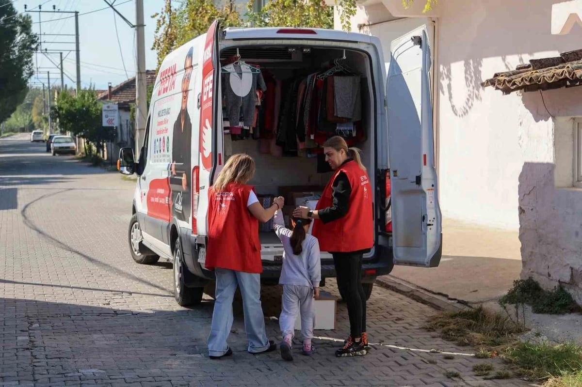 Efeler Belediyesi ihtiyaç sahiplerine ulaşıyor