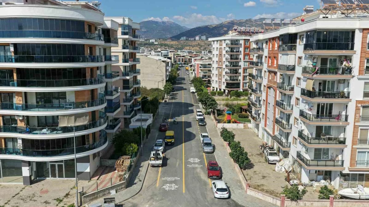 Efeler’de Göksu Caddesi yenilendi