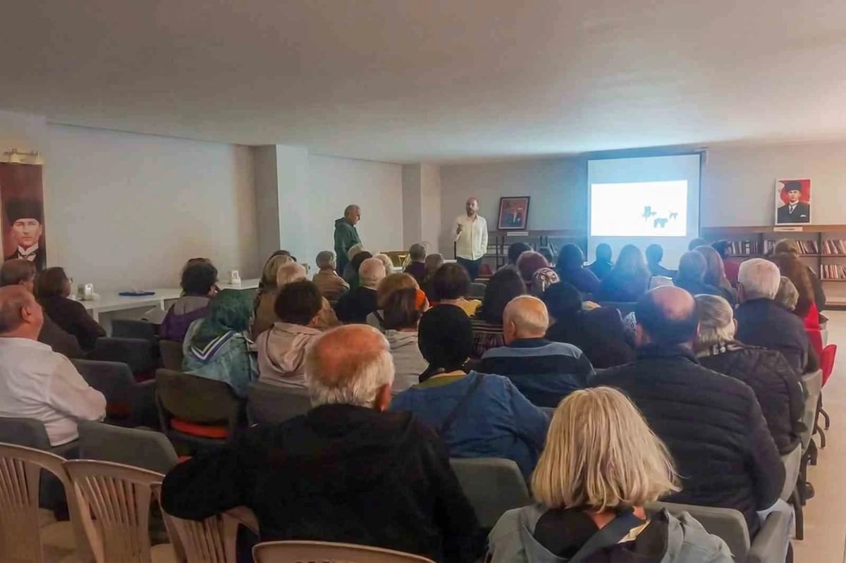 Efeler’de İkinci Bahar Üniversitesi açıldı: 55 yaş ve üzeri katılabilecek