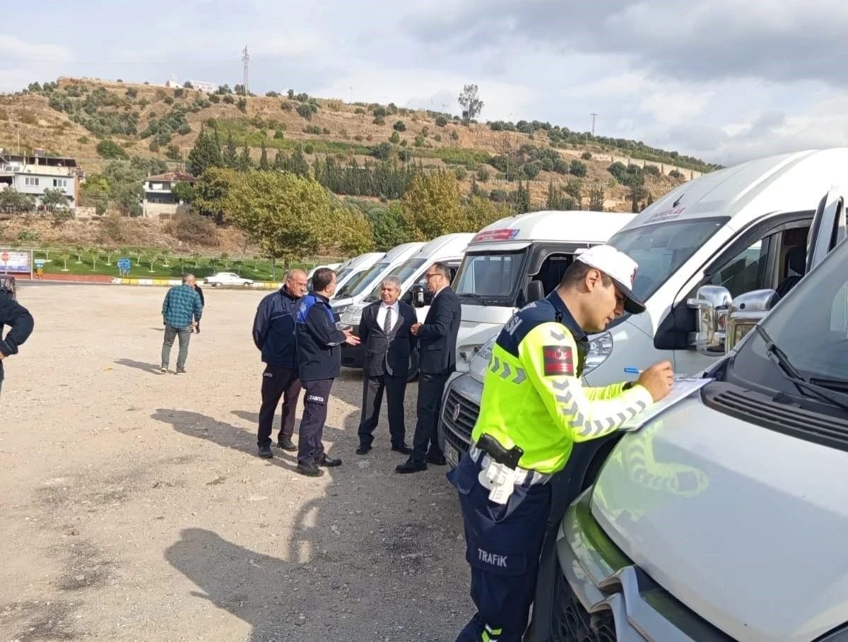 Efeler’de okul servis araçları öğrenci güvenliği için denetlendi