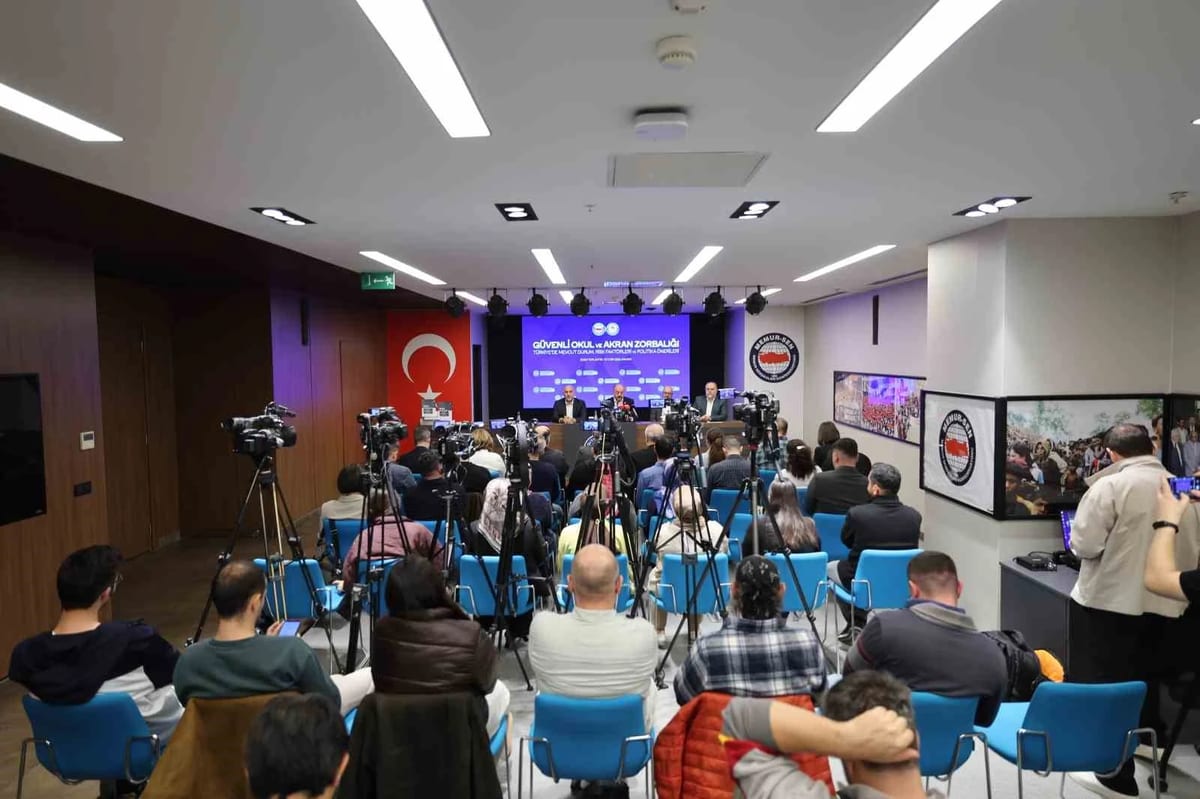 Eğitim-Bir-Sen Genel Sekreteri Yavuz: "Öğretmenlerimizin yüzde 90,7’si, mesleğe başladıkları dönemle kıyaslandığında öğretmen otoritesinin zayıfladığını düşünüy