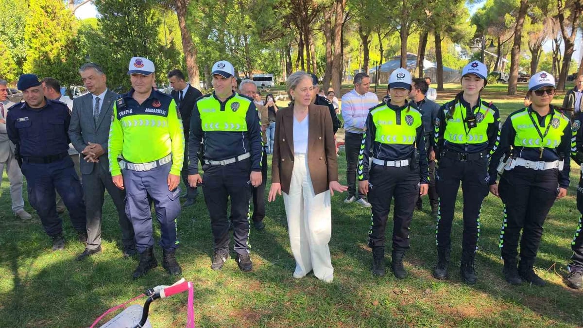 Eğitime geldiler, gönüllerince eğlendiler