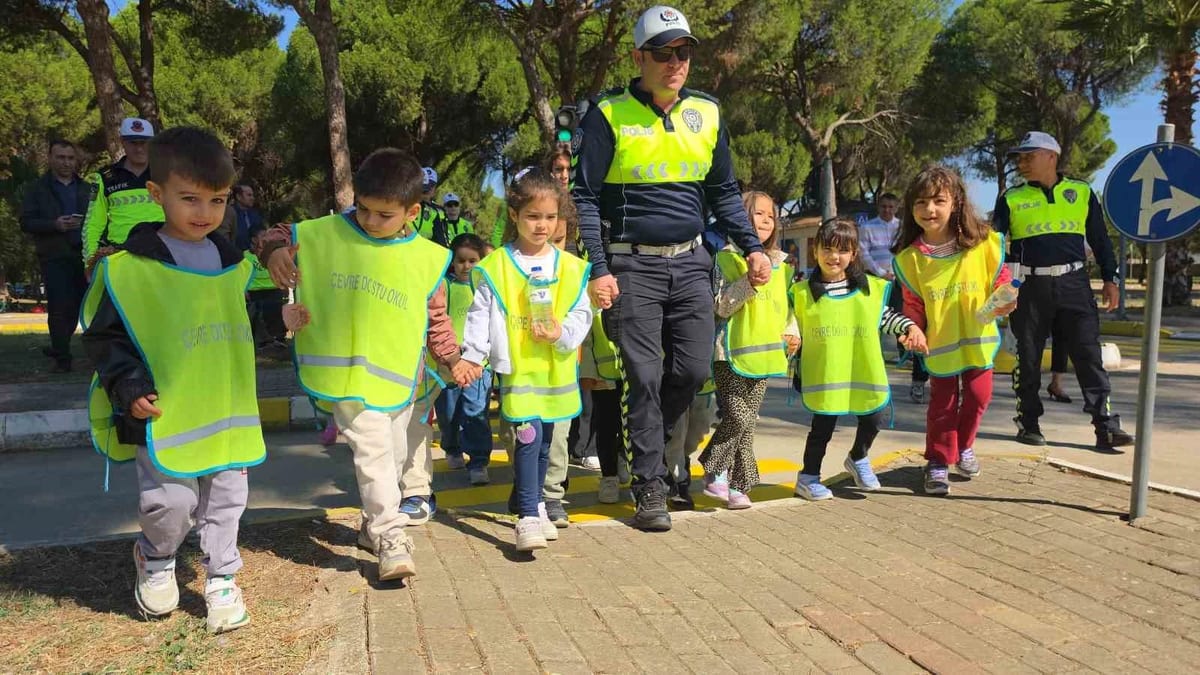 Eğitime geldiler, gönüllerince eğlendiler
