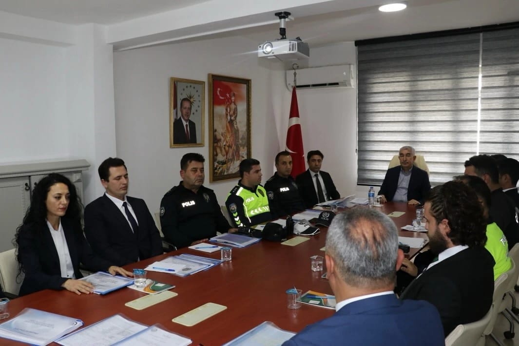 Emniyet Müdürü Karaduman, Söke ve Kuşadası’nda çalışmaları inceledi