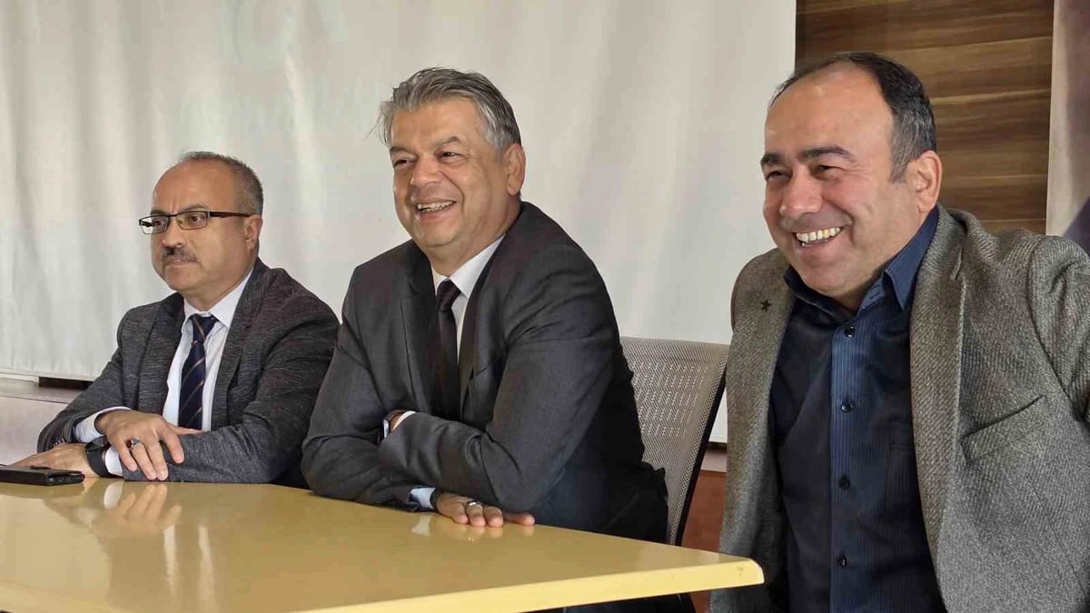 Erdinç Güner, Nazilli’de ilkokul öğrencilerinin dilek ve önerilerini dinledi