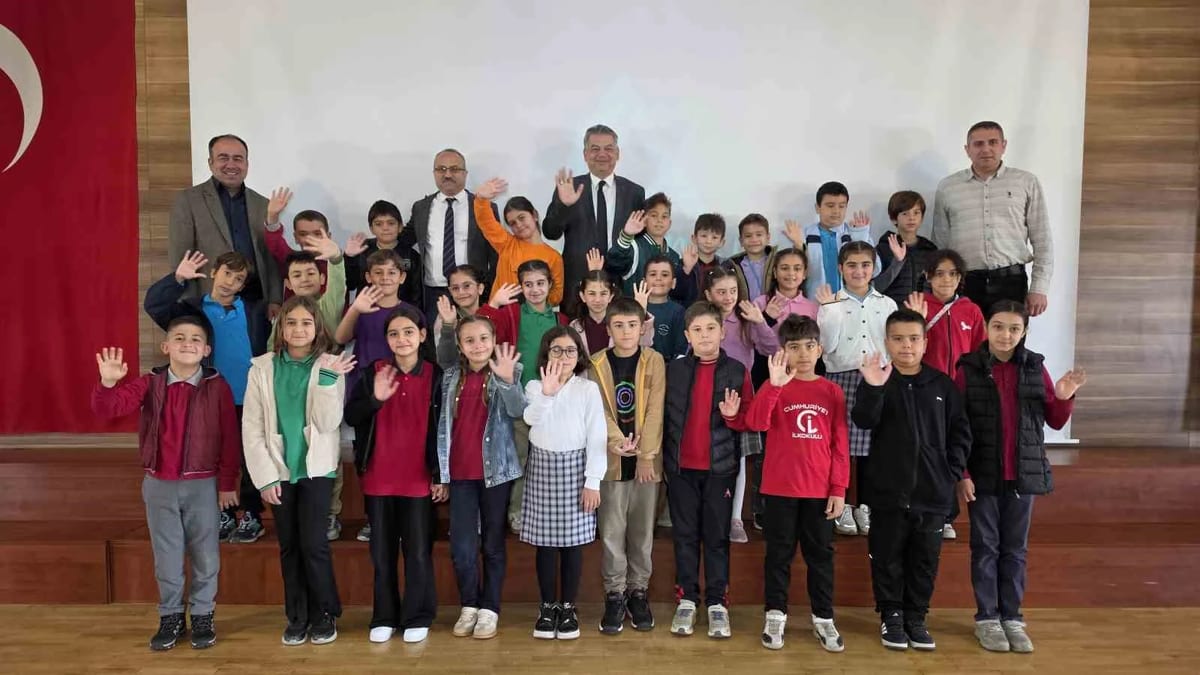 Erdinç Güner, Nazilli’de ilkokul öğrencilerinin dilek ve önerilerini dinledi
