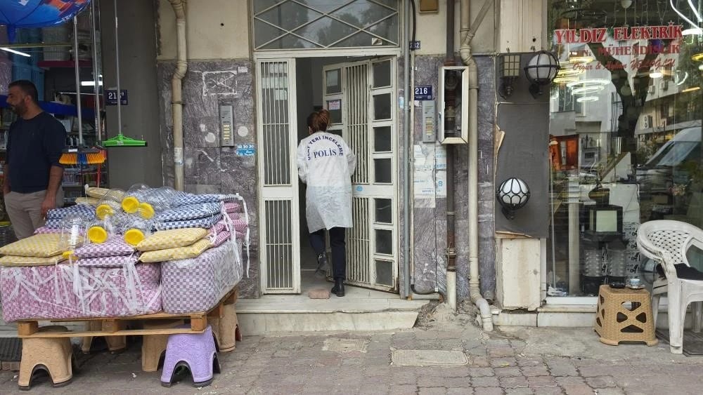 Eski sevgilisi tarafından vurulan 20 yaşındaki Kumsal Kayan öldü