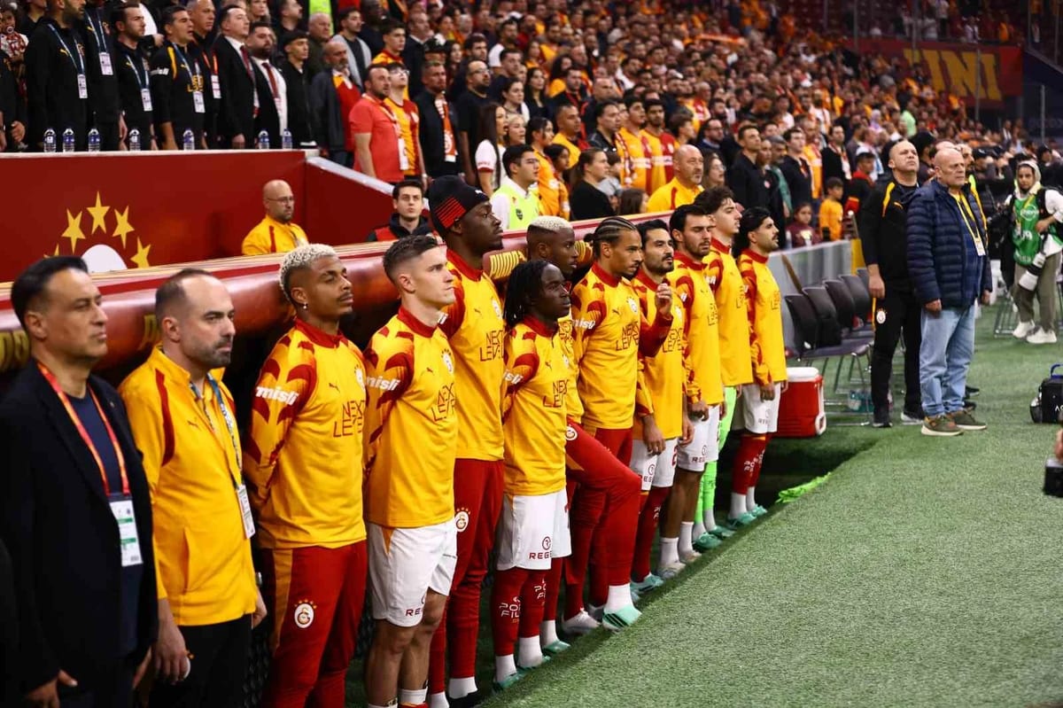 Galatasaray’da 2 değişiklik