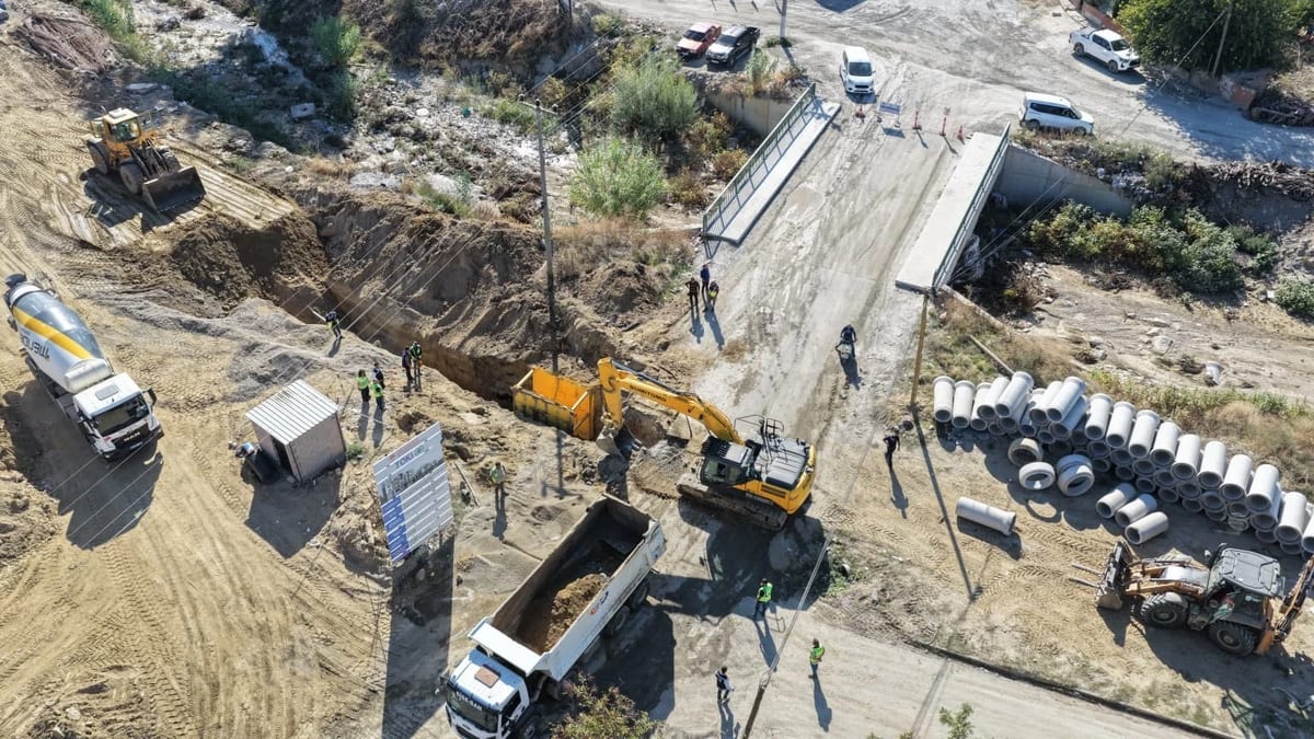 İncirliova Sandıklı’da ASKİ’nin 1,3 milyar liralık altyapı projesi sürüyor
