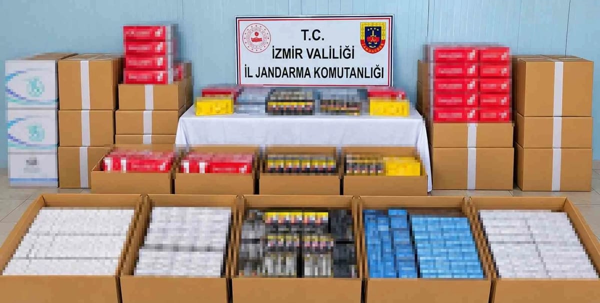 İzmir’de jandarmadan uyuşturucu ve kaçak sigara operasyonu: 2 tutuklama