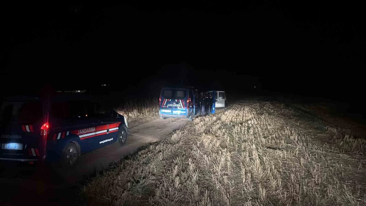 Jandarma soğan hırsızlarını suçüstü yaptı