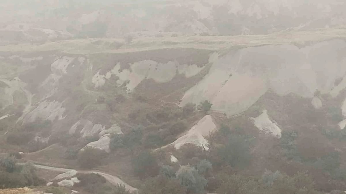 Kapadokya’ya ‘sis’ çöktü, ortaya kartpostallık görüntüler çıktı