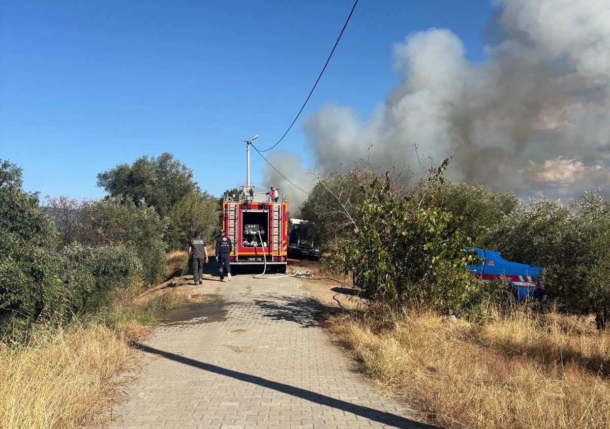 Karacasu’daki ev yangını söndürüldü